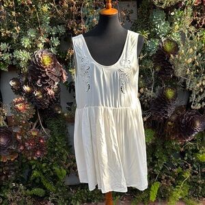 Zara White Mini Dress with Embroidered Details